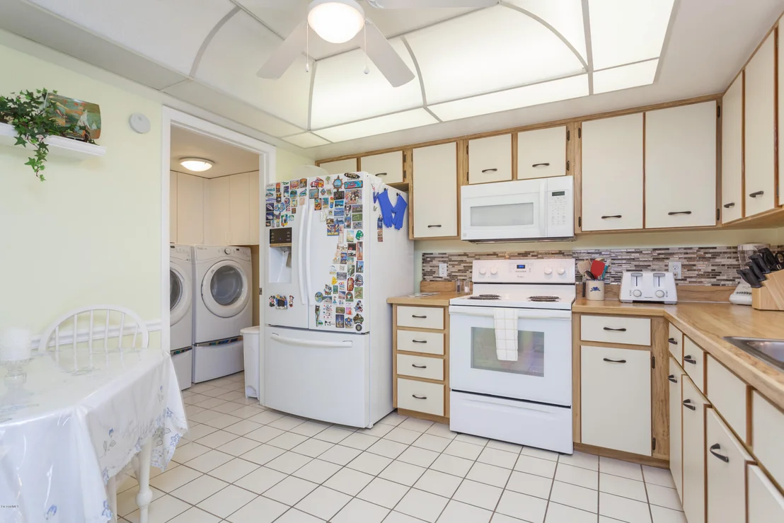 Photo of Unit 2405 at 1750 Commodore Boulevard