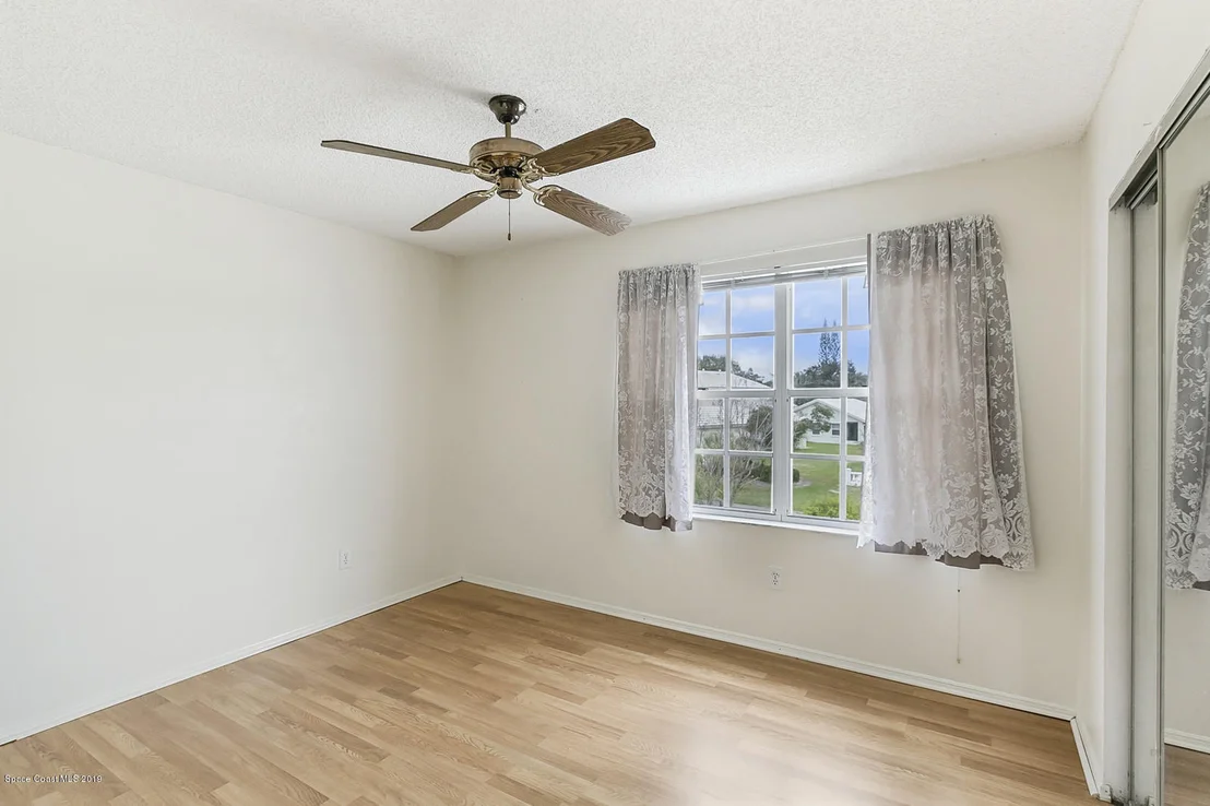 Photo of 1013 Goldenrod Circle NE