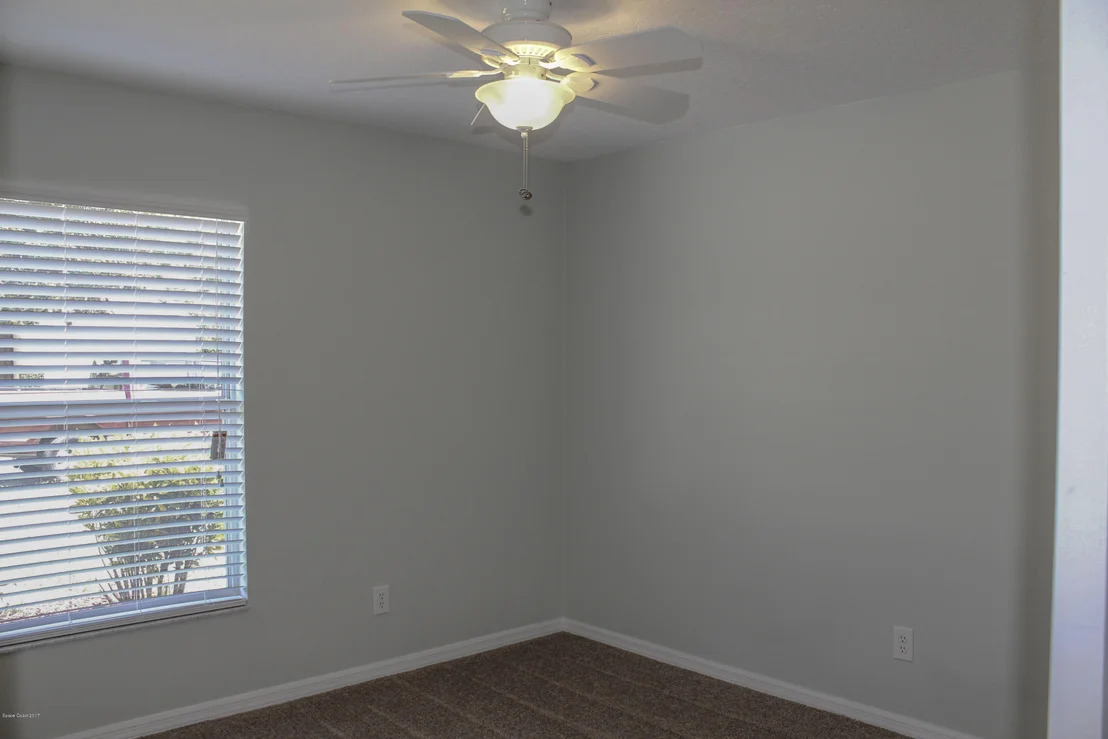 Photo of 881 Villa Drive