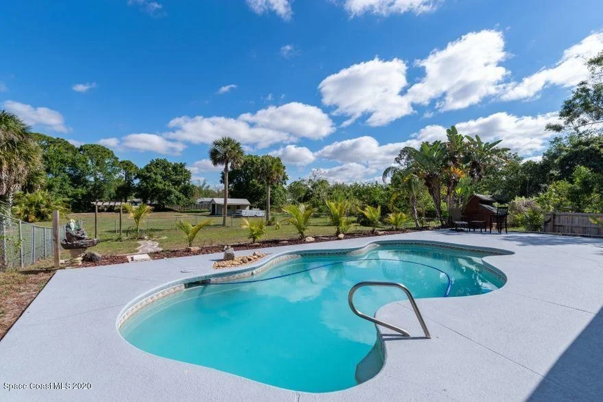Photo of 3120 Hield Road