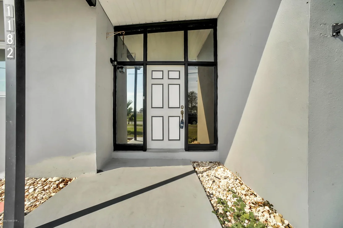 Photo of 1182 NE Bianca Drive NE