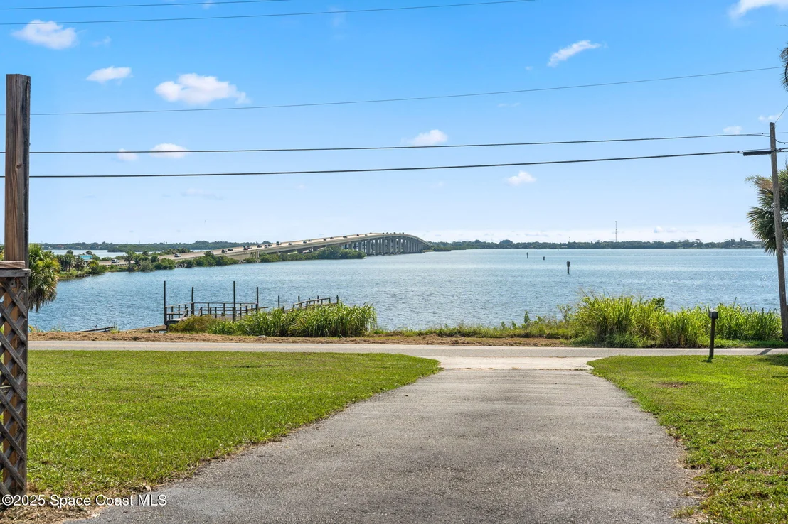 Photo of 3109 Indian River Drive