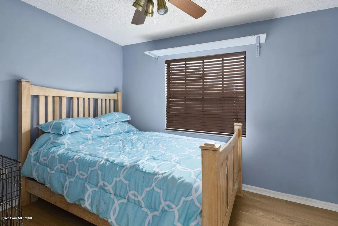 Photo of 823 Levitt Parkway