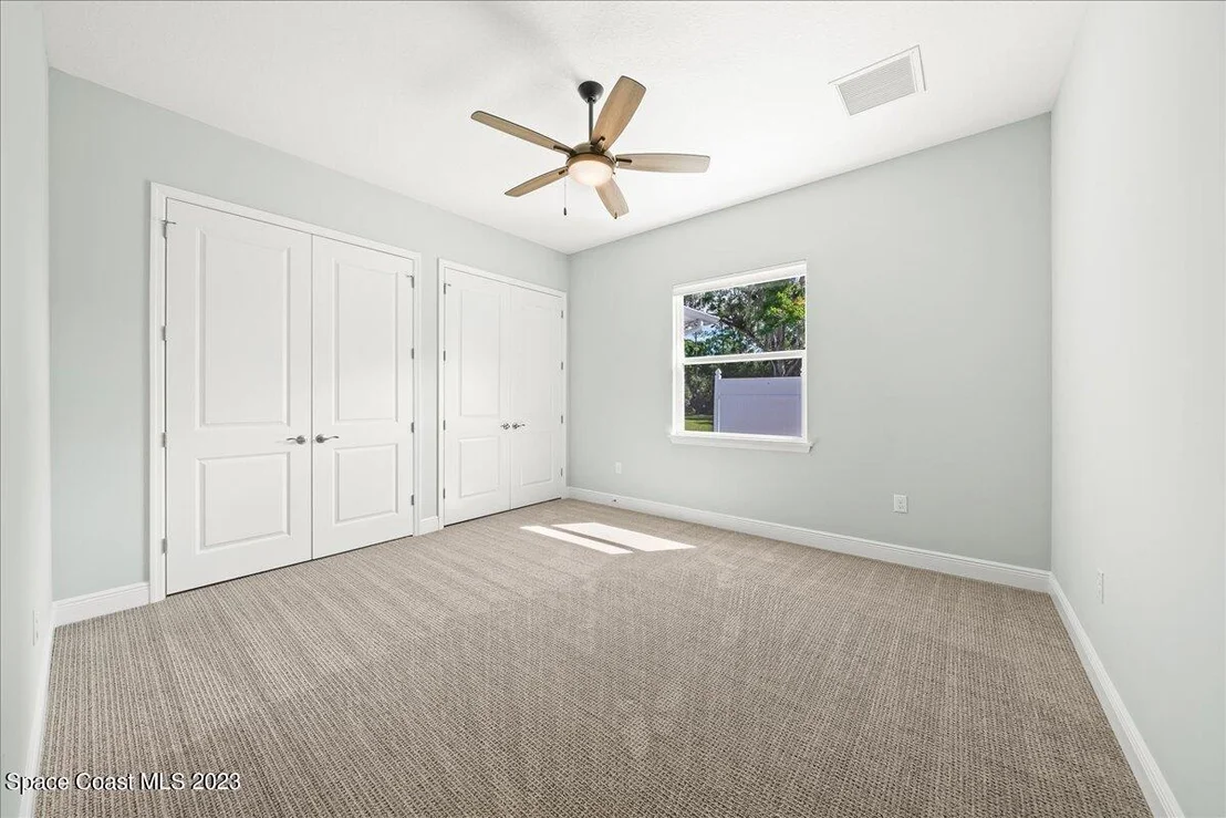 Photo of 2255 Seminole Boulevard