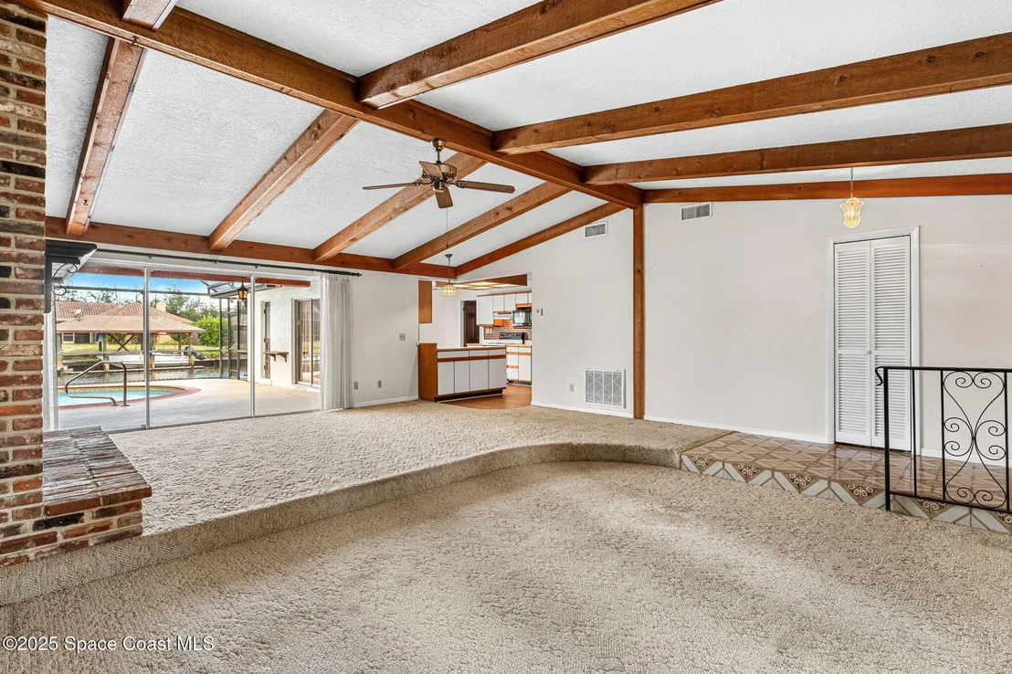 Photo of 424 Arrowhead Lane
