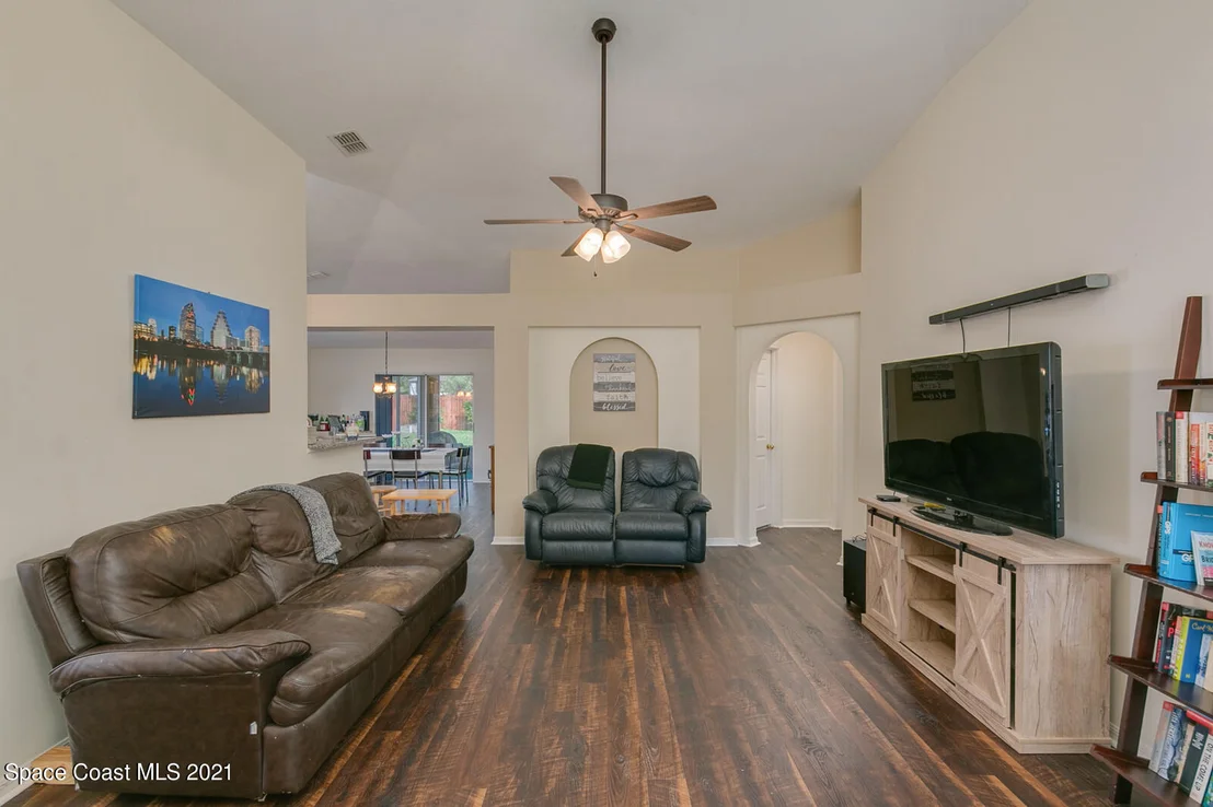 Photo of 2053 Sorento Circle