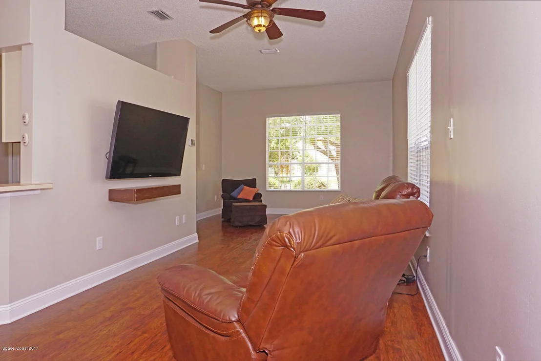 Photo of 7014 Hammock Trace Drive