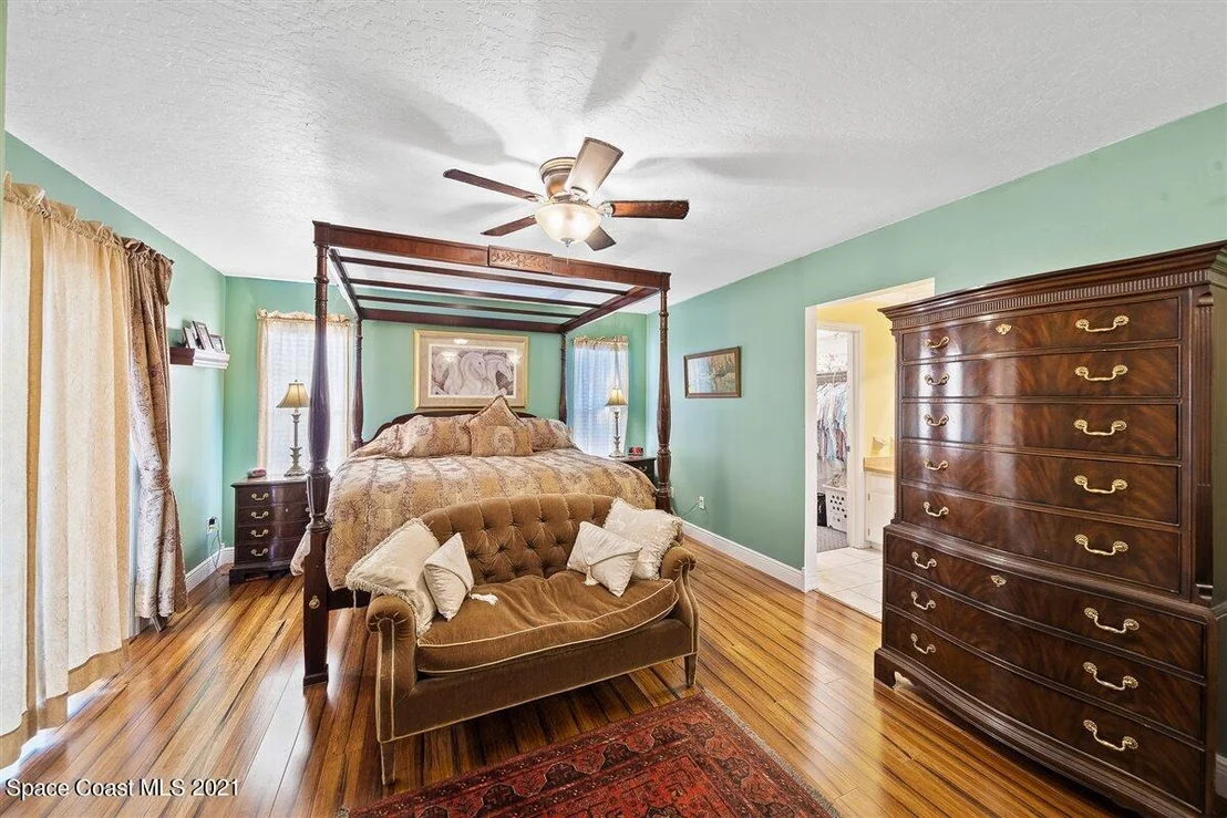 Photo of 270 Campbell Drive