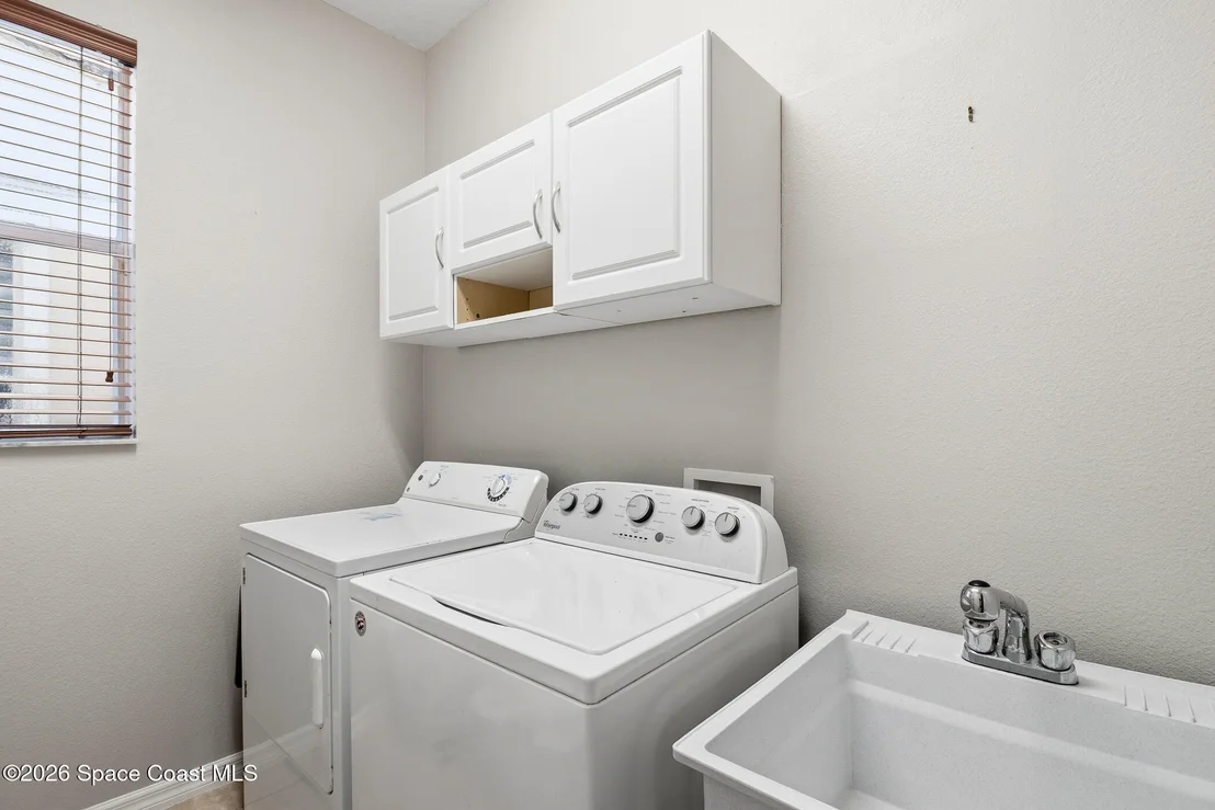 Photo of 1400 Bourke Lane