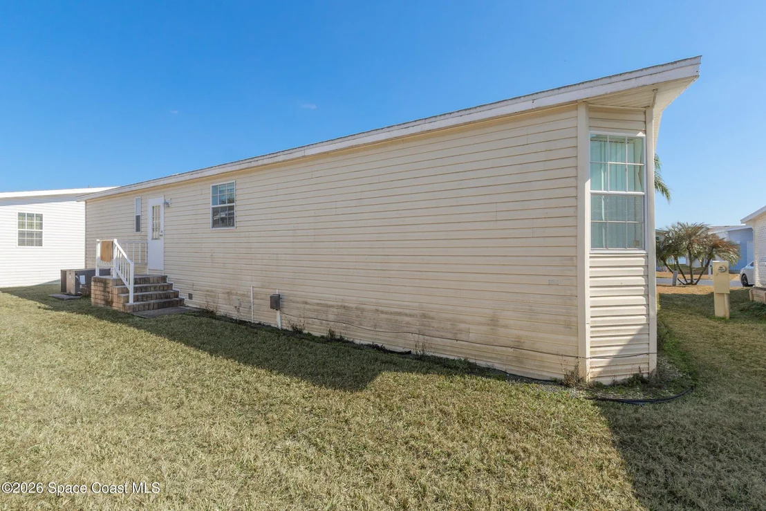Photo of 122 Scenic Drive