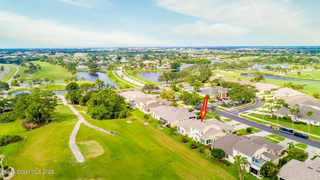 Photo of 1945 Golf Vista Boulevard