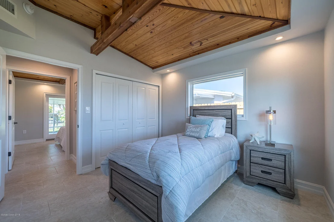 Photo of 417 Cardinal Drive