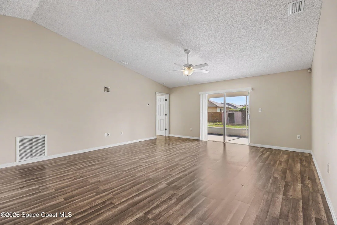 Photo of 5885 Baltimore Avenue