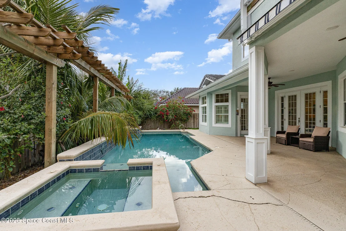 Photo of 315 Newport Drive