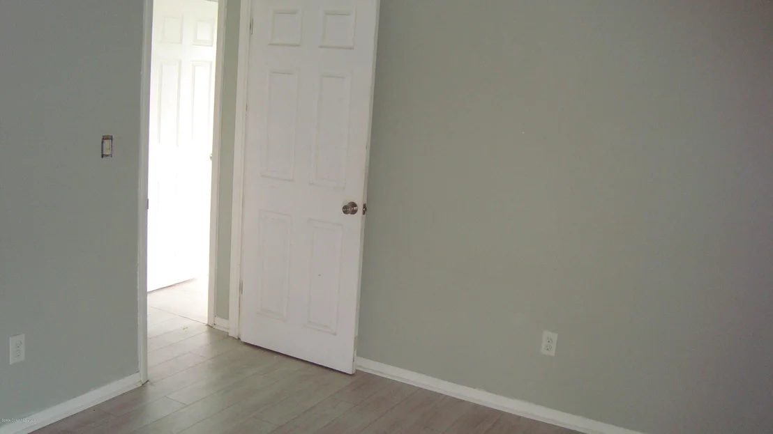 Photo of 854 Angle Street NE