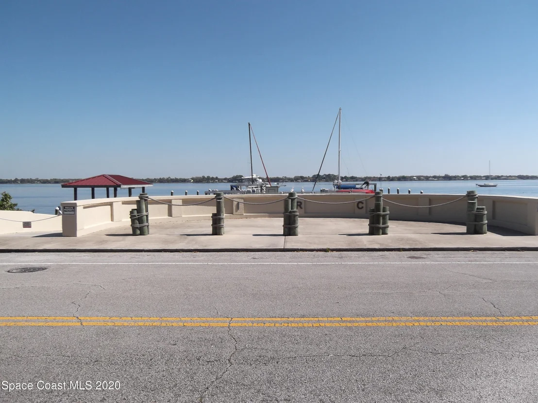 Photo of Unit 103 at 1025 Rockledge Drive