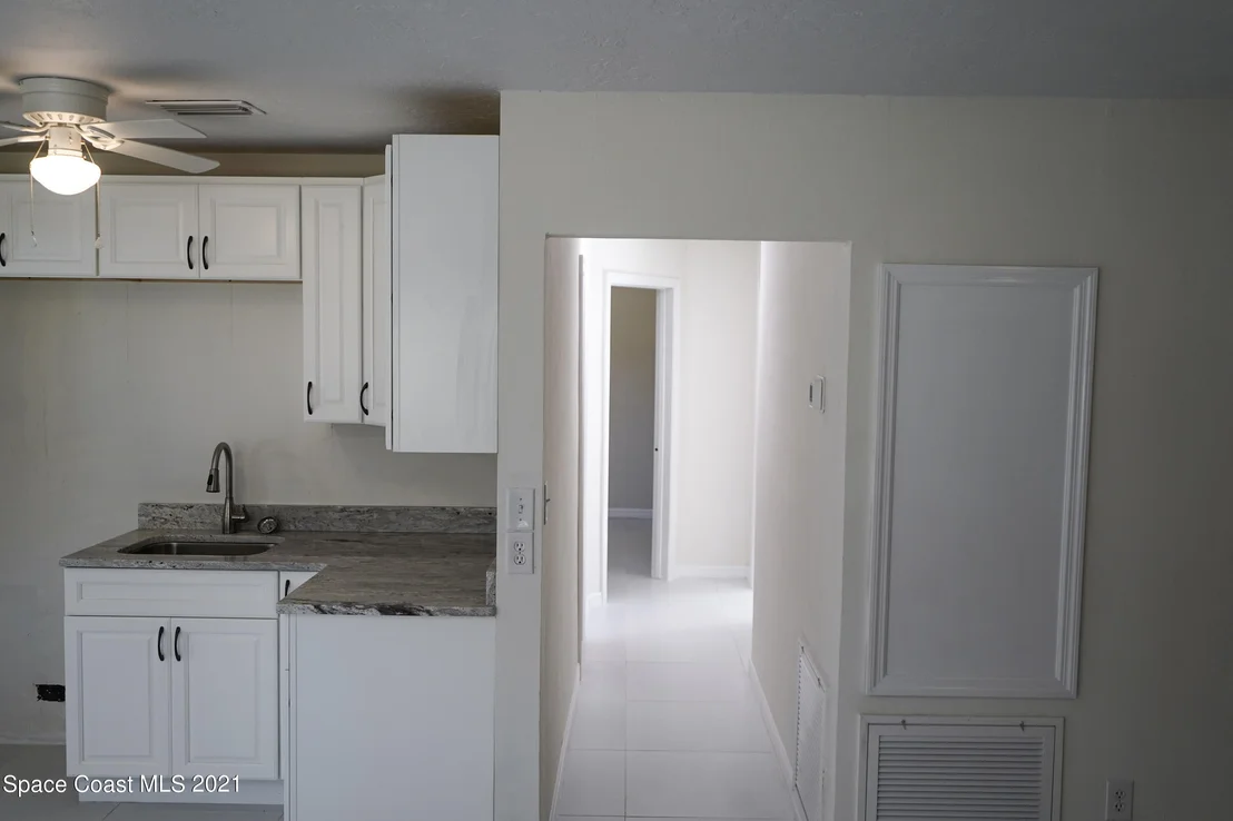 Photo of 80 Katherine Boulevard