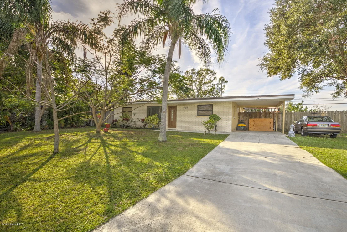 Photo of 2547 Trammel Avenue
