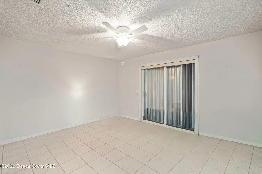 Photo of 413 Sparrow Drive