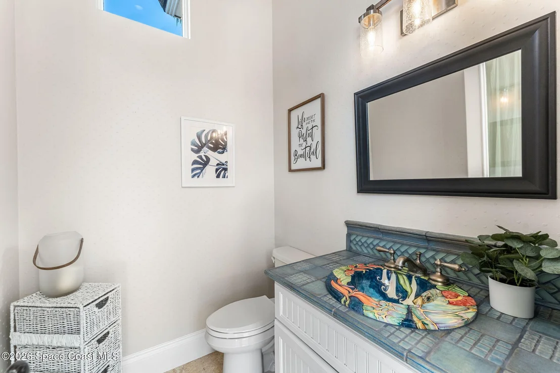 Photo of 200 Riverside Drive