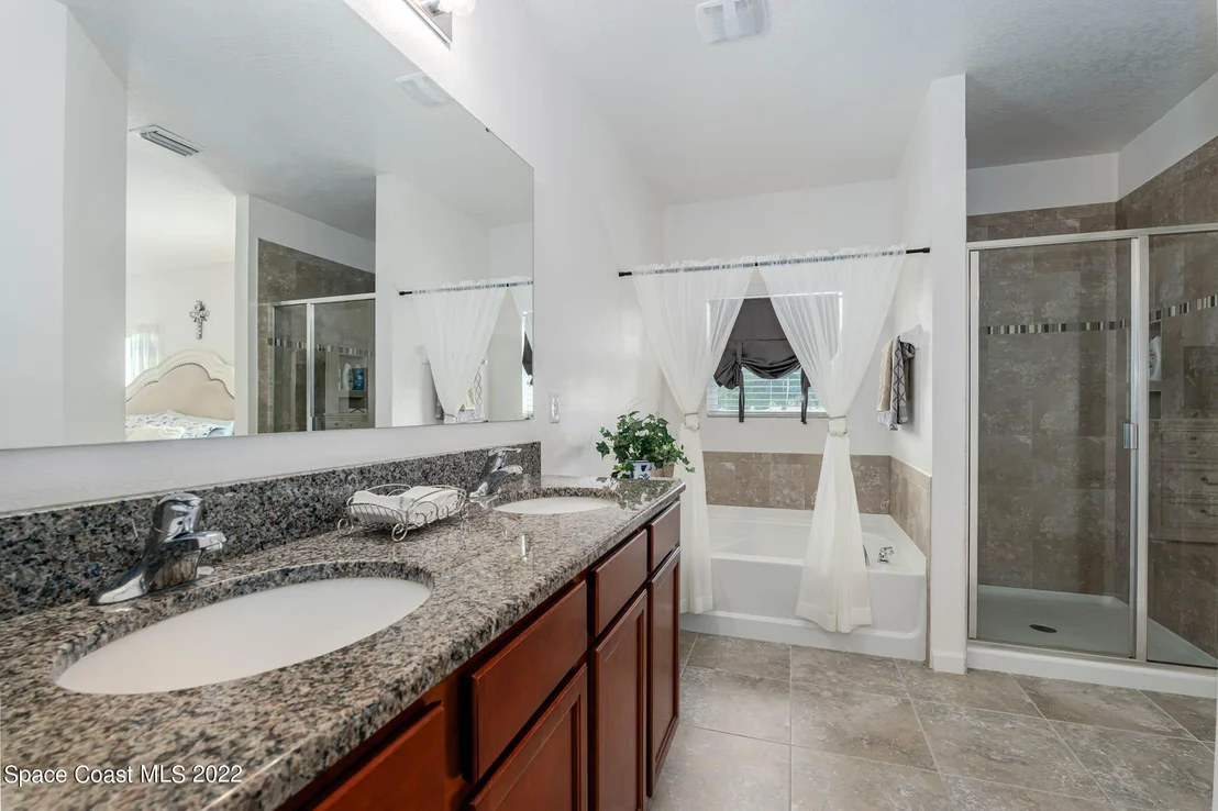 Photo of 970 Fiddleleaf Circle