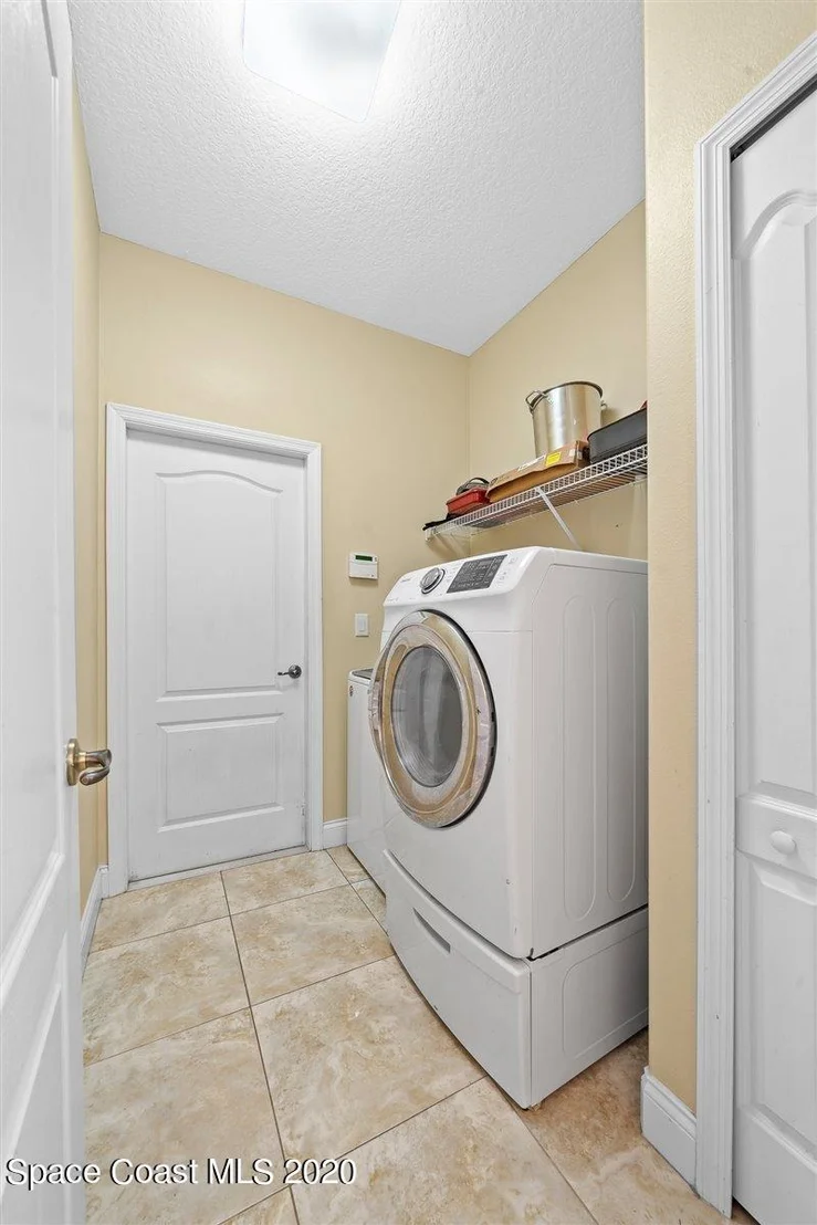 Photo of 1429 Corbett Lane
