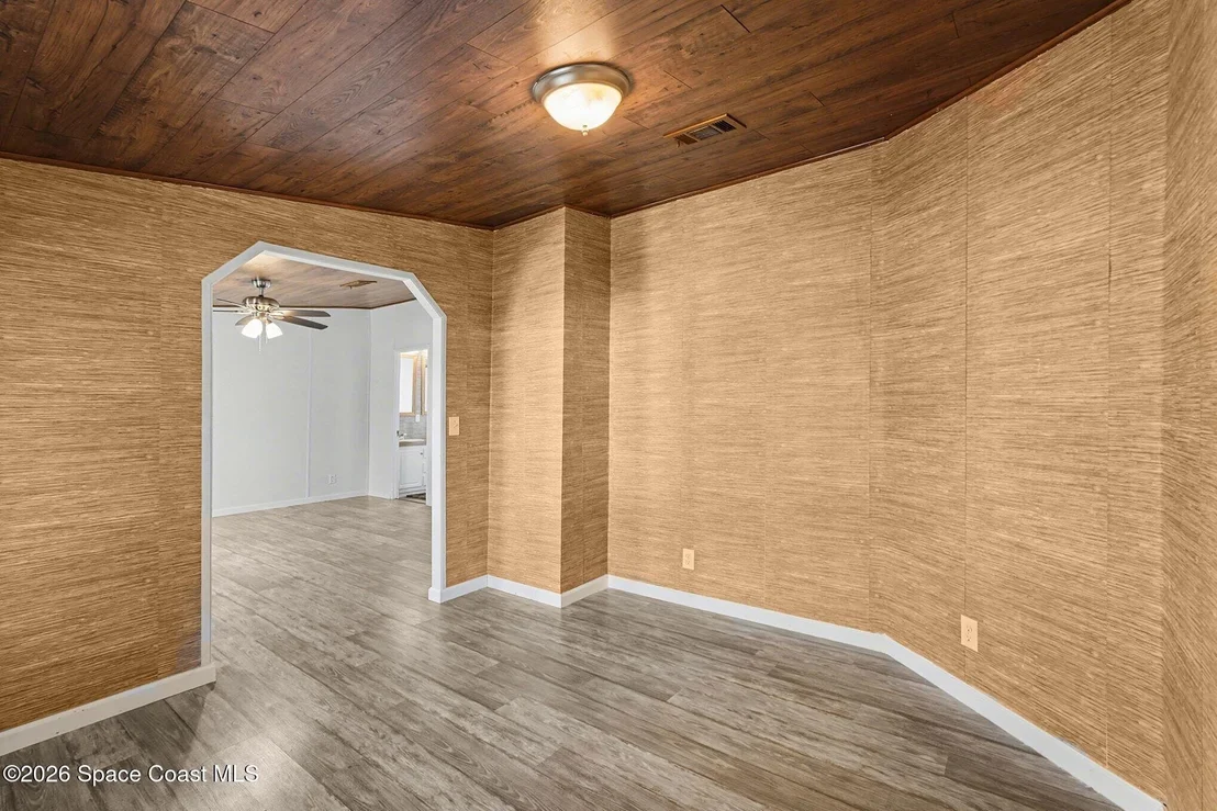 Photo of 926 Laurel Circle