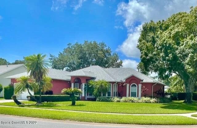 Photo of 987 Whisperpine Drive