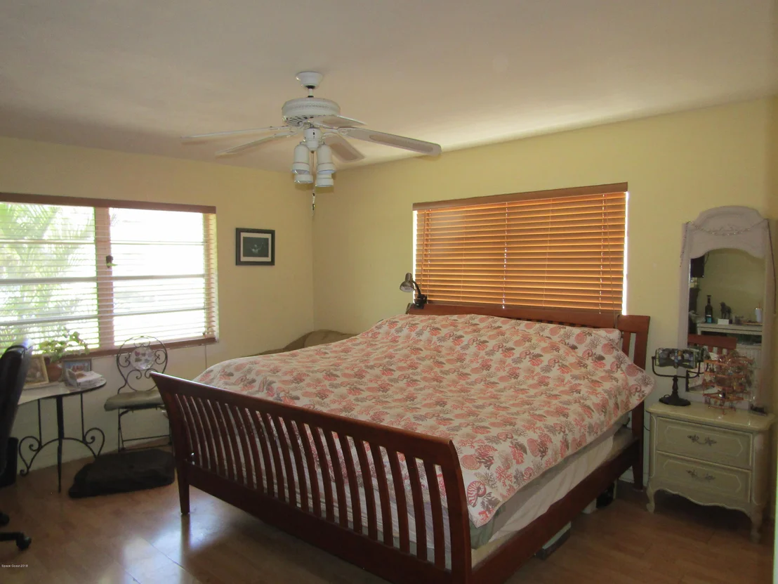 Photo of 465 Bahama Drive