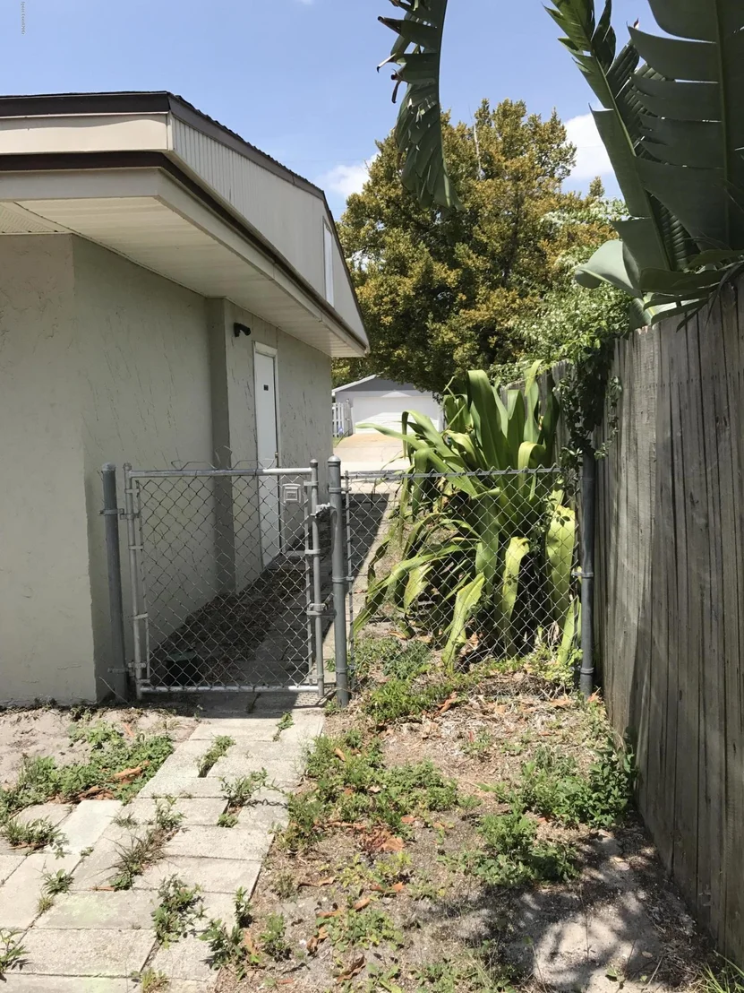 Photo of 505 Camellia Drive