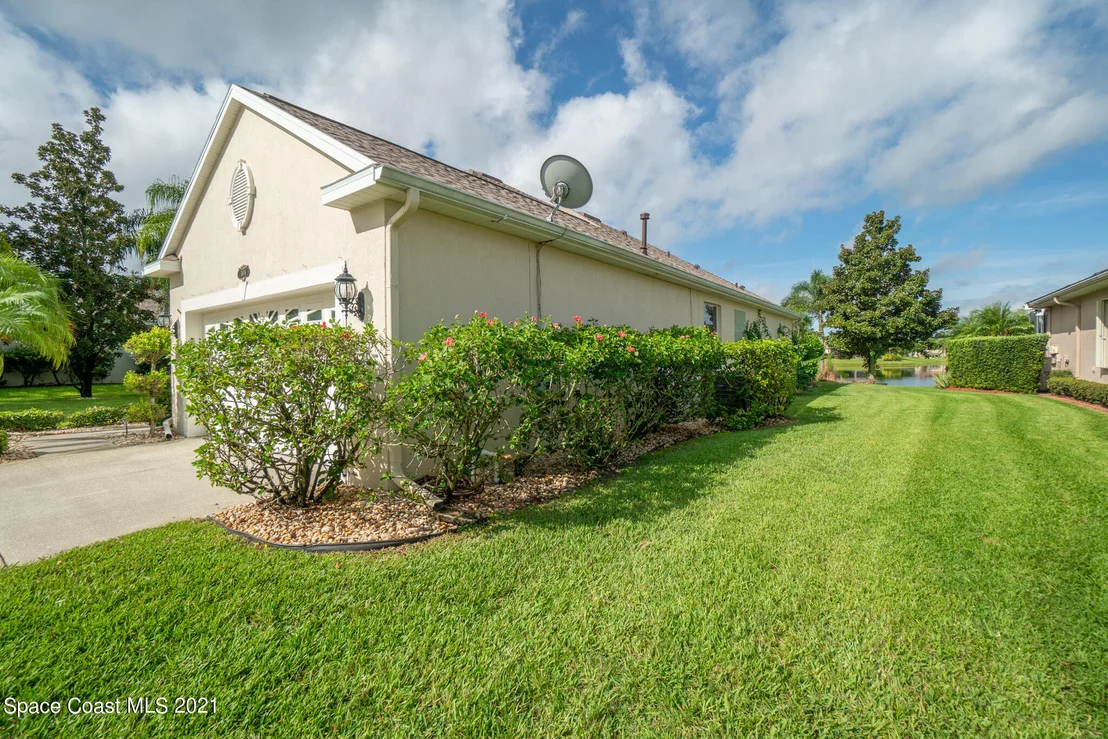 Photo of 5876 Arlington Circle