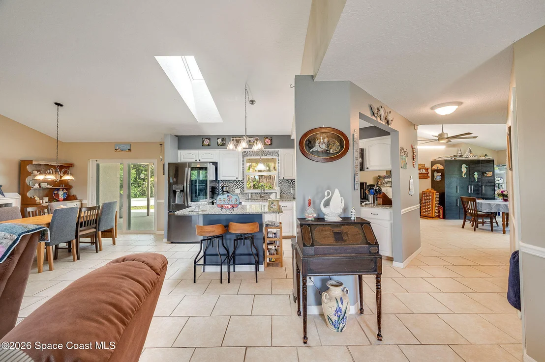 Photo of 2626 Nobility Avenue