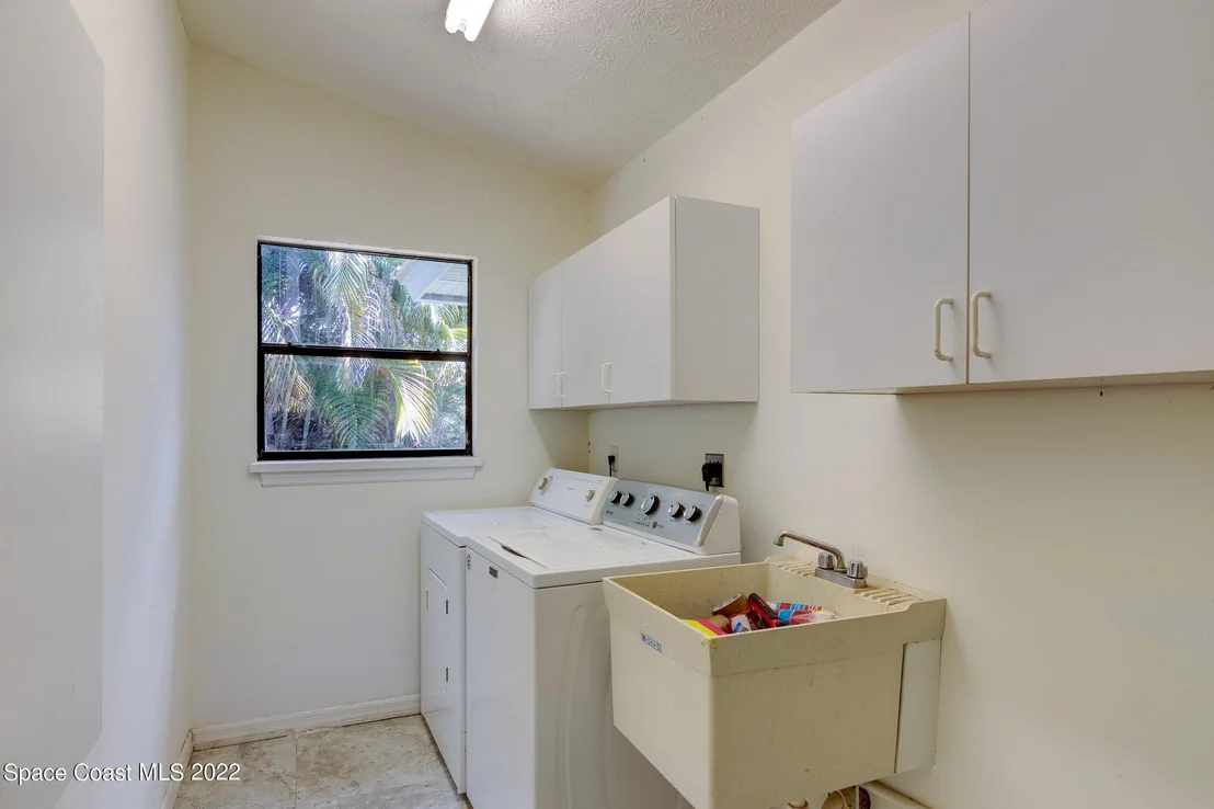 Photo of 4100 Redwood Drive