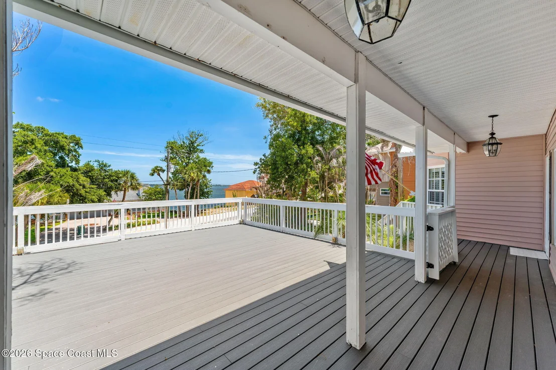 Photo of 2705 N Indian River Drive