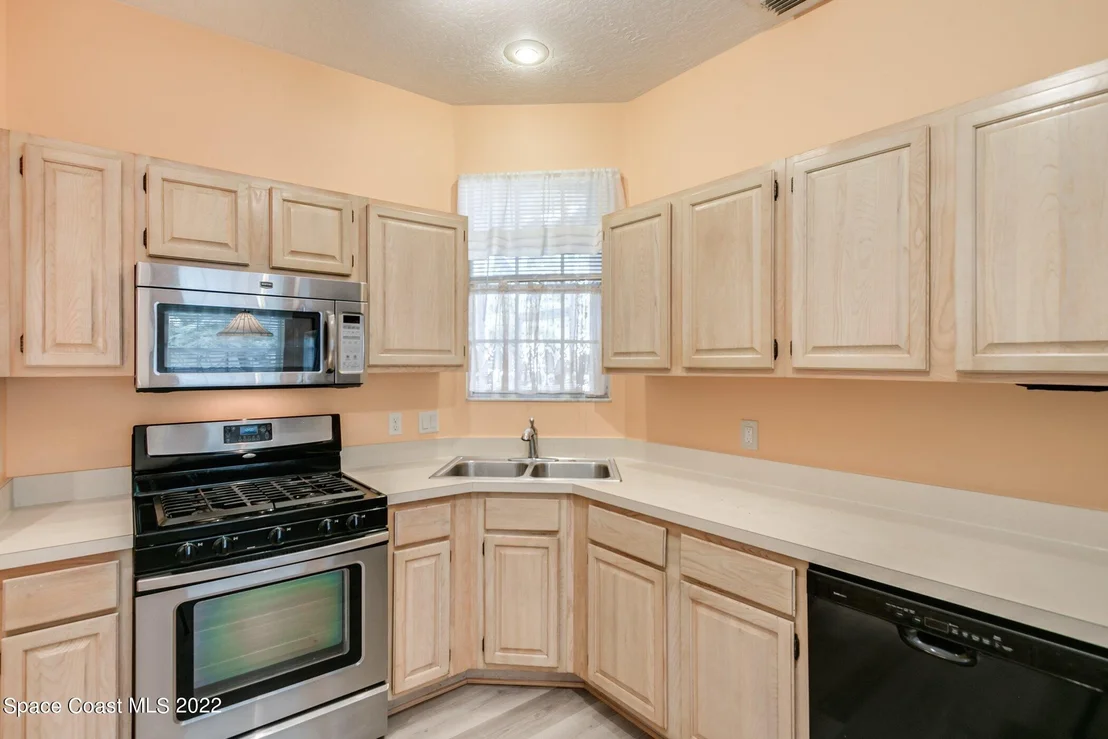 Photo of 2506 Saint Johns Lane