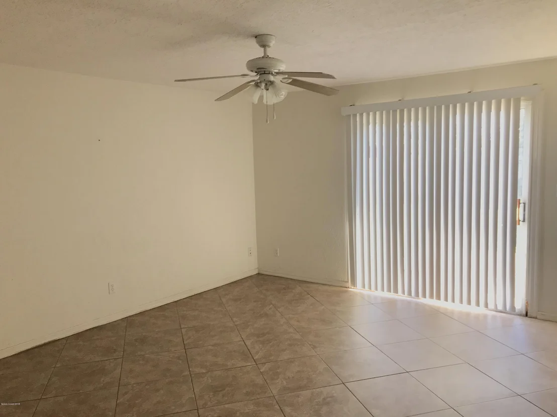 Photo of 707 Camellia Drive