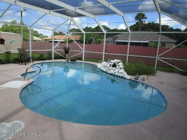 Photo of 1575 Pace Drive NW