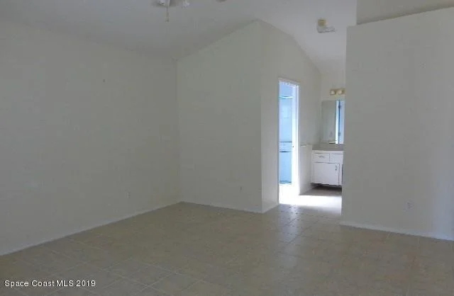 Photo of 5275 Curtis Boulevard