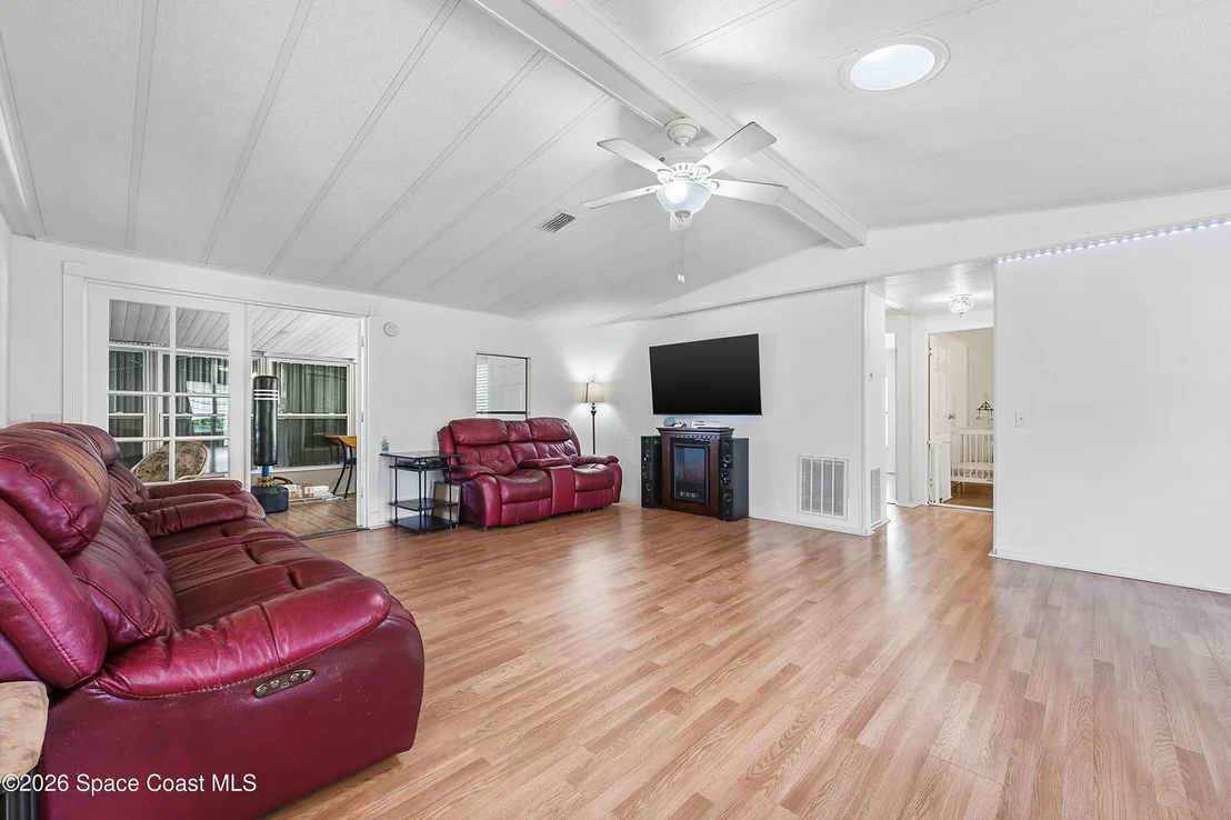 Photo of 566 Dolphin Circle