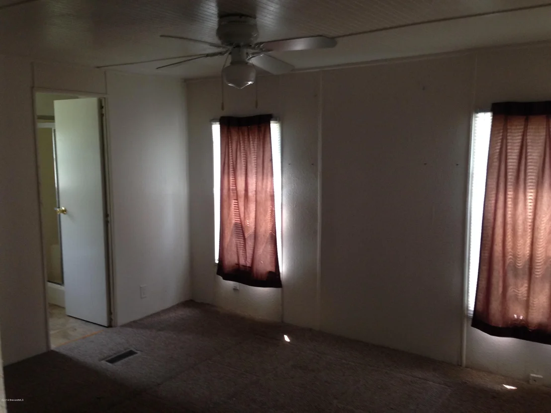 Photo of 341 Ronald Street