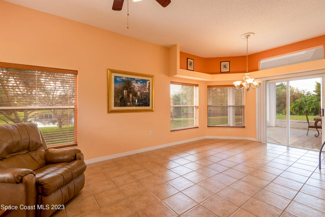 Photo of 899 Cumberland Place