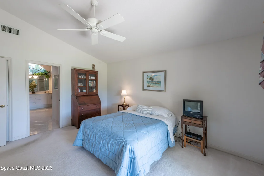 Photo of 5621 Herons Landing Drive