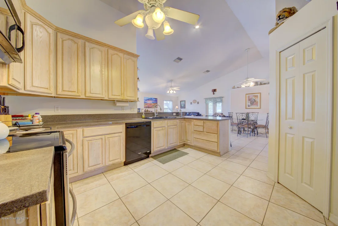 Photo of 3465 Maebert Road