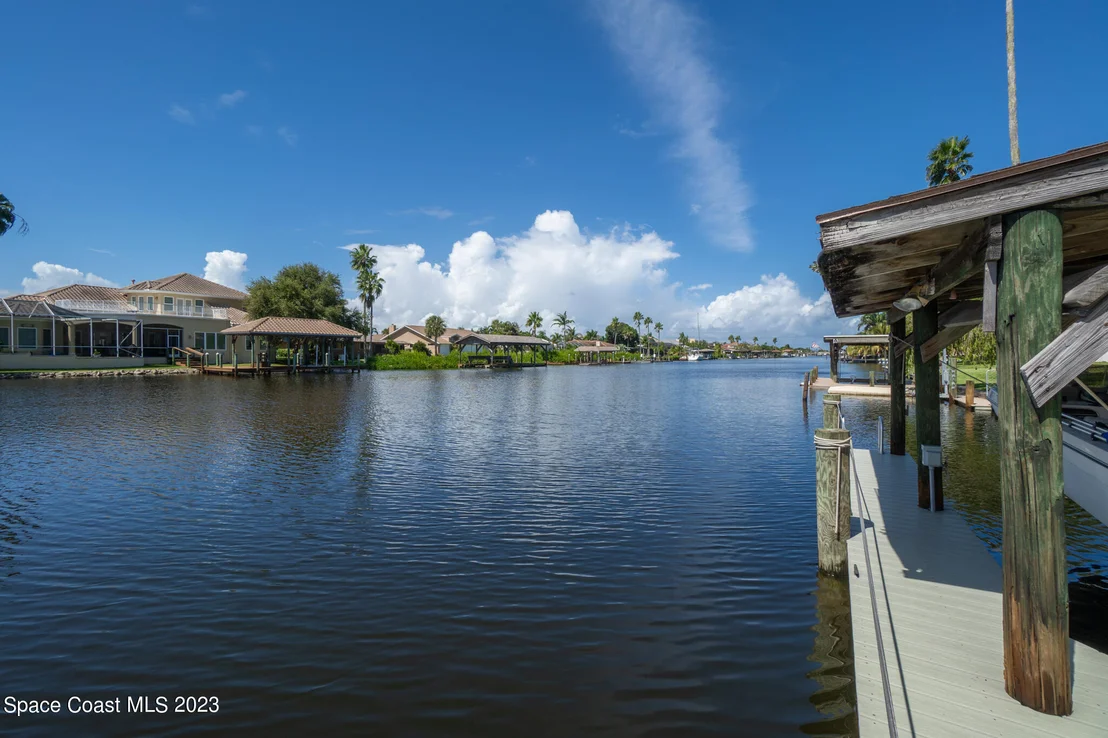 Photo of 209 River Road