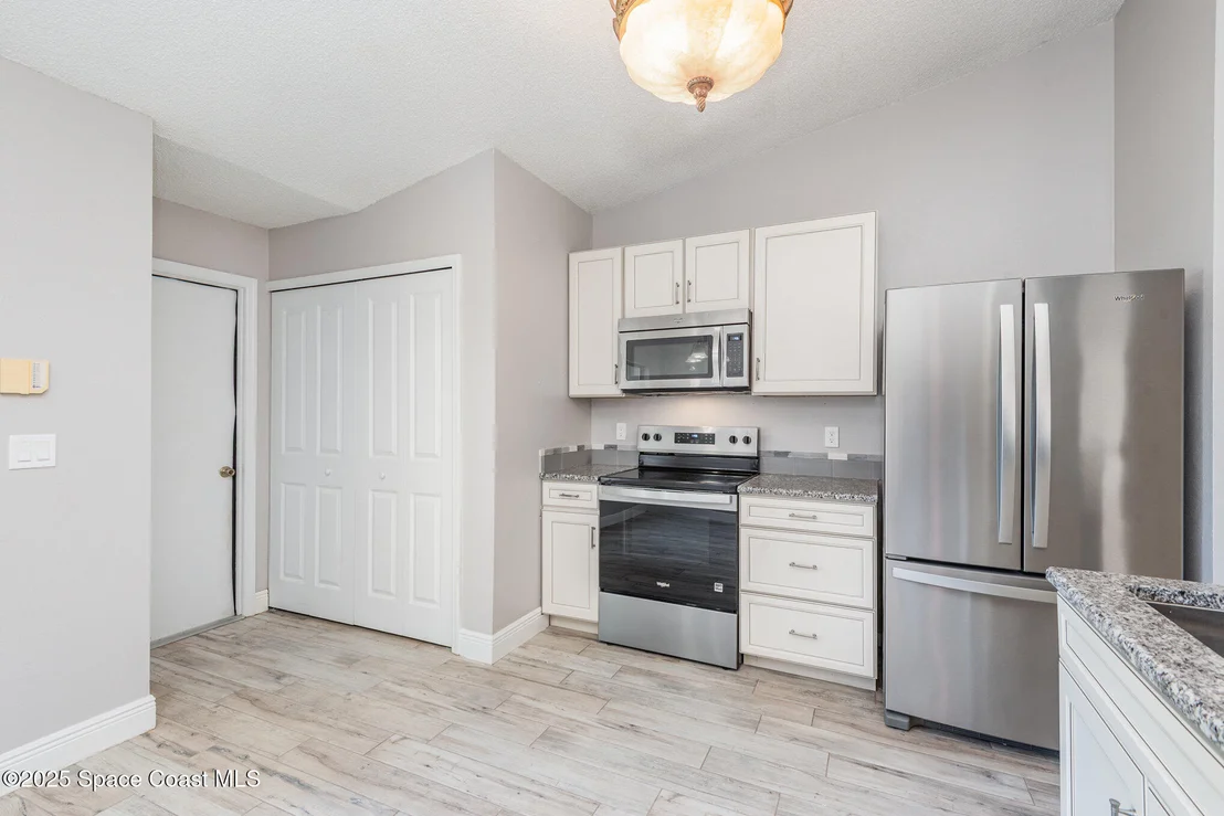 Photo of 1045 Jacaranda Circle