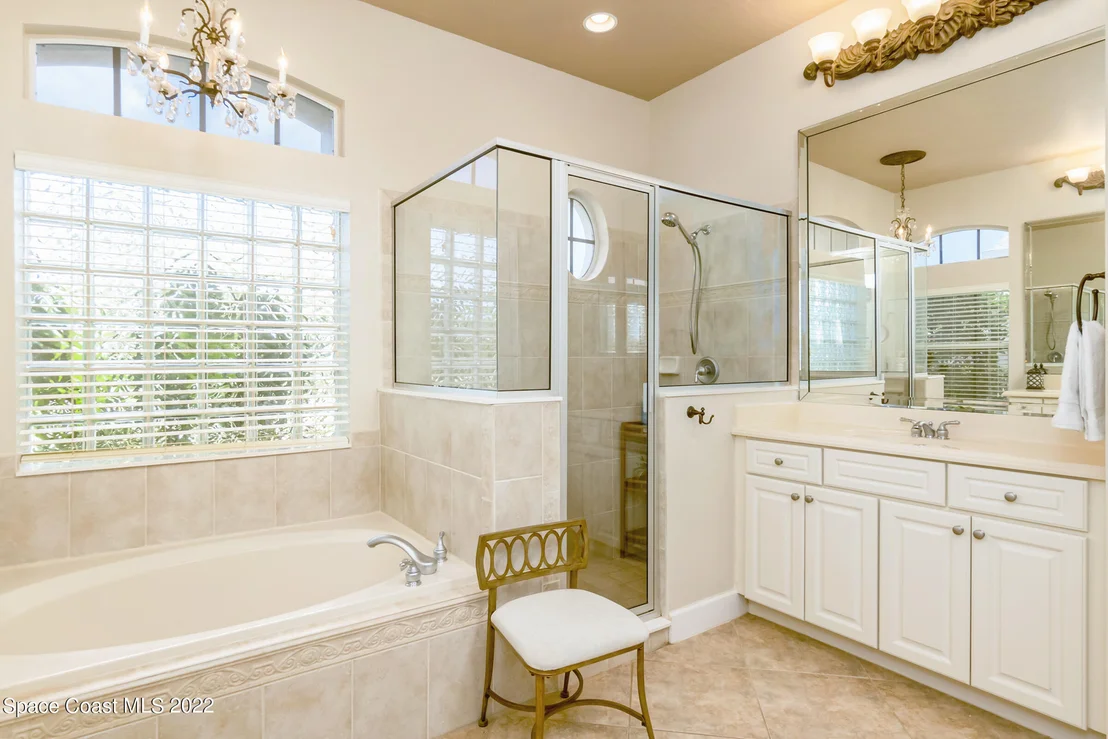 Photo of 3616 Peninsula Circle