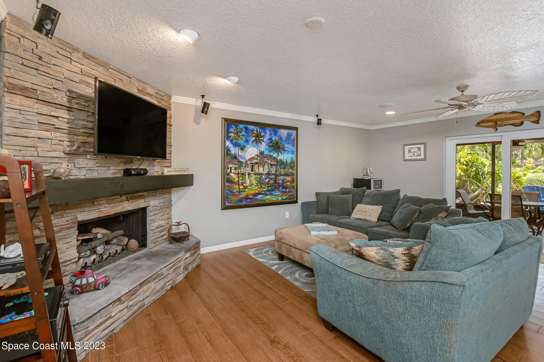 Photo of 2803 Cameron Street