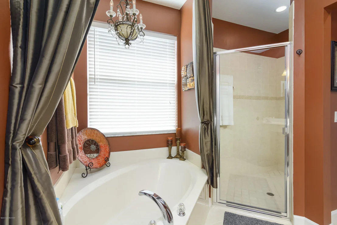Photo of 331 Gardendale Circle SE