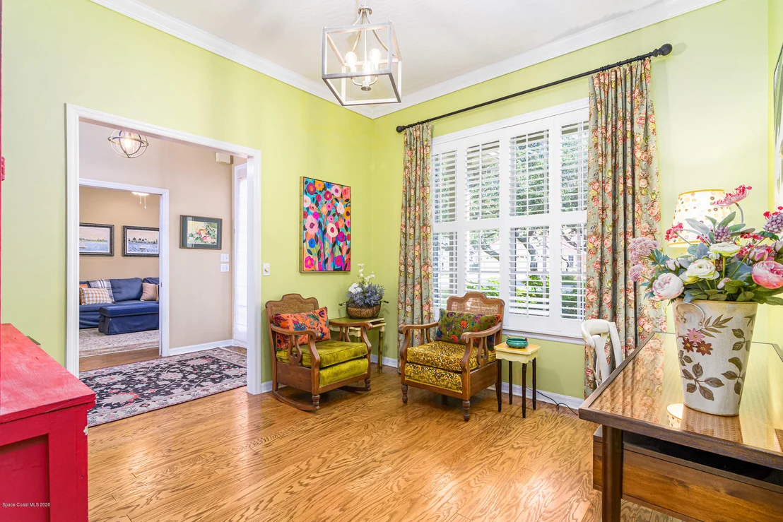 Photo of 463 Peregrine Drive