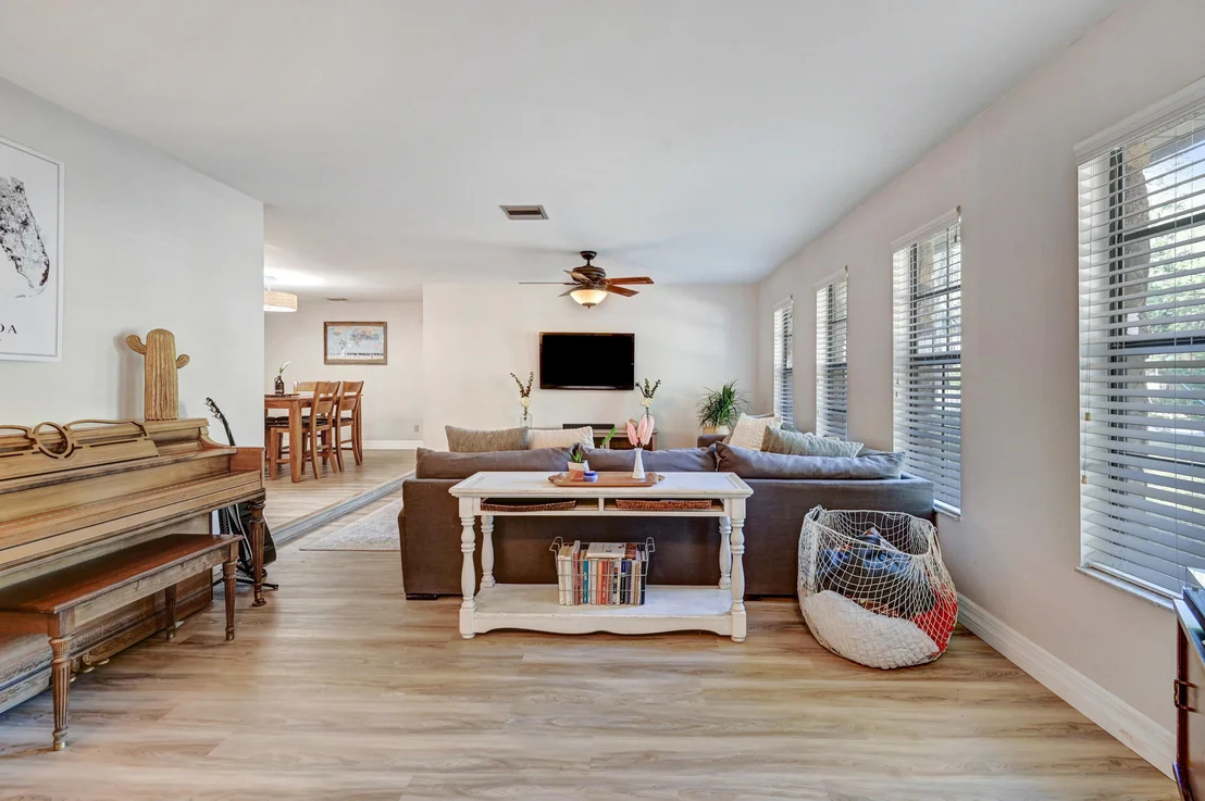 Photo of 556 Chestnut Street